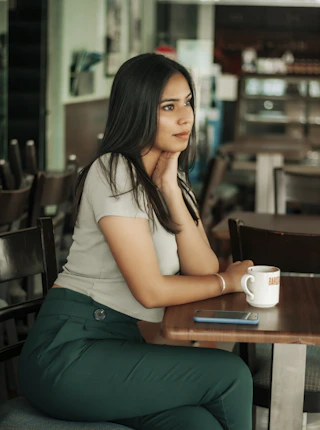 Kavya, 27 — South Mumbai